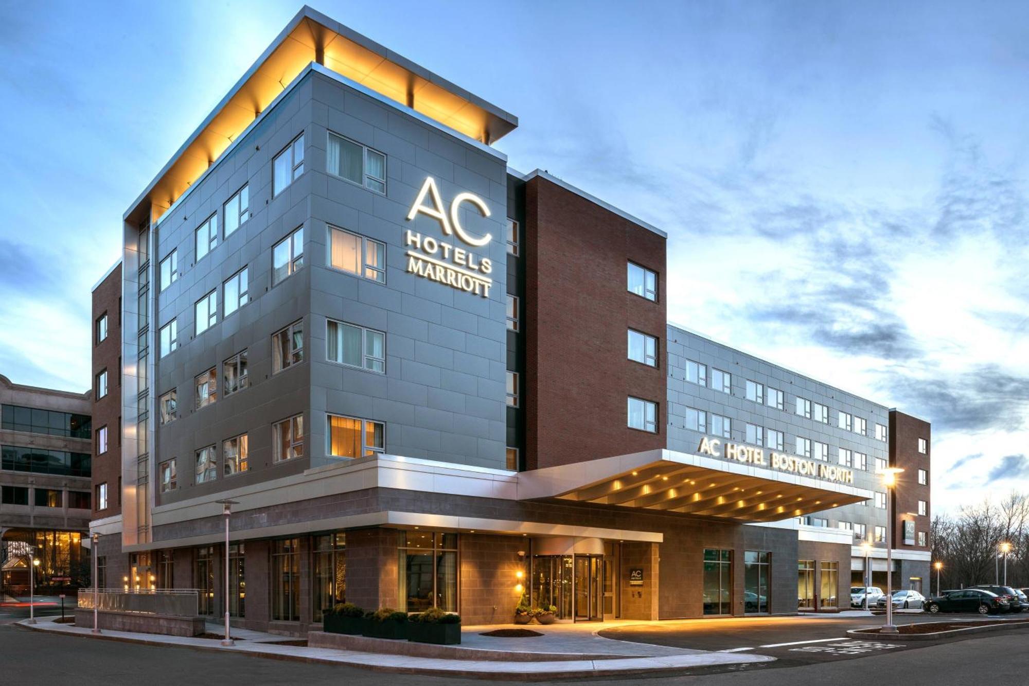 Ac Hotel By Marriott Boston North Медфорд Экстерьер фото